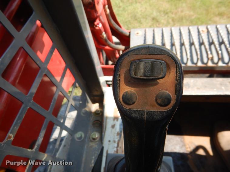 image for item DC5988 Takeuchi TL8 skid steer