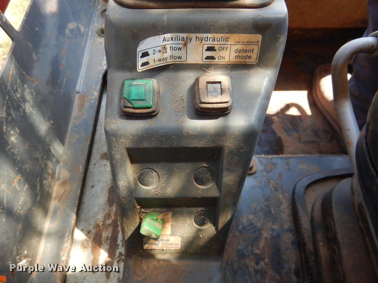 image for item DC5988 Takeuchi TL8 skid steer