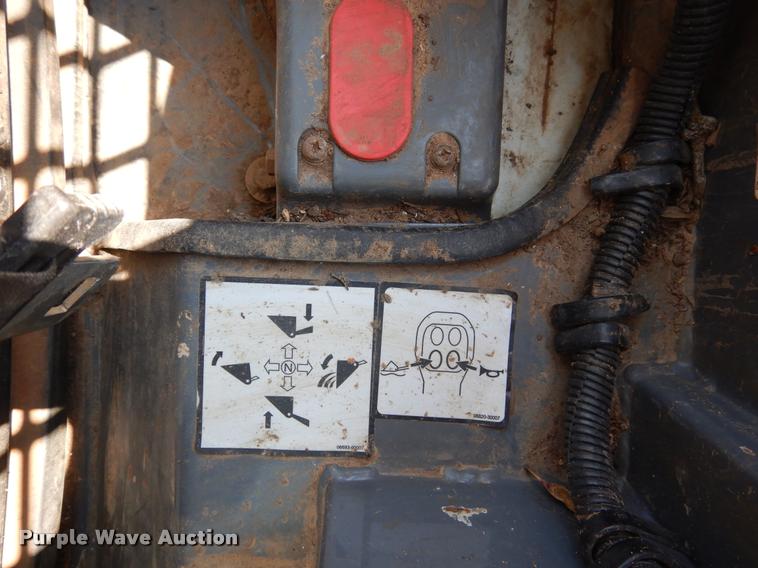 image for item DC5988 Takeuchi TL8 skid steer