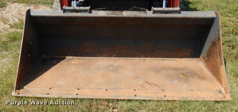 image for item DC5988 Takeuchi TL8 skid steer