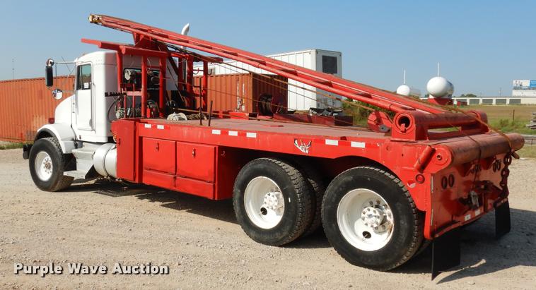 image for item DC5991 1990 Kenworth T450 winch truck