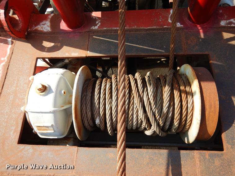 image for item DC5991 1990 Kenworth T450 winch truck