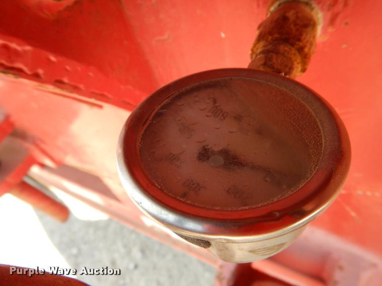 image for item DC5991 1990 Kenworth T450 winch truck