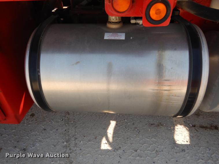 image for item DC5991 1990 Kenworth T450 winch truck