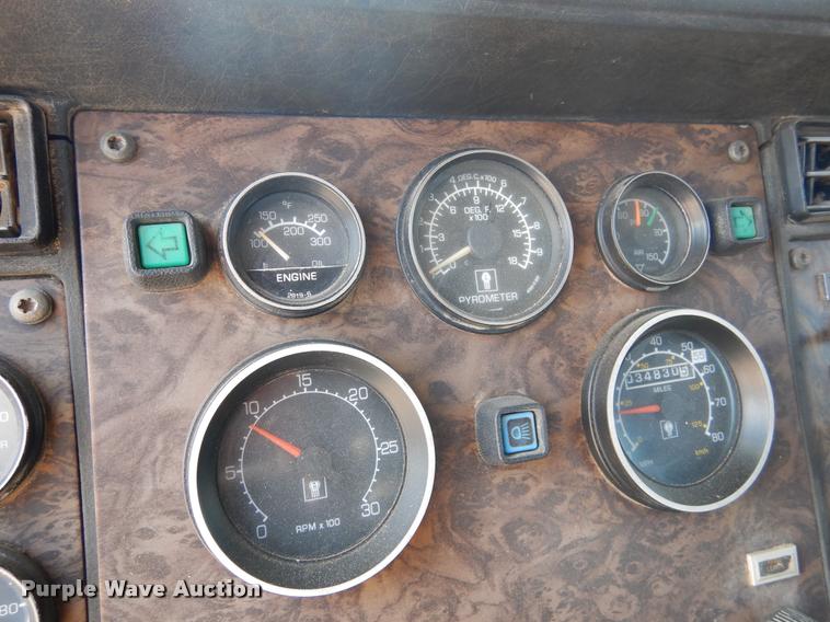 image for item DC5991 1990 Kenworth T450 winch truck