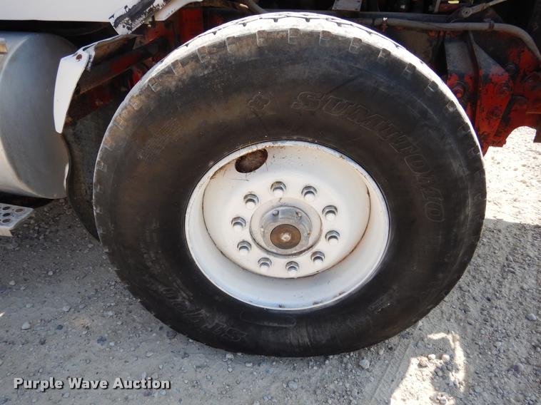 image for item DC5991 1990 Kenworth T450 winch truck