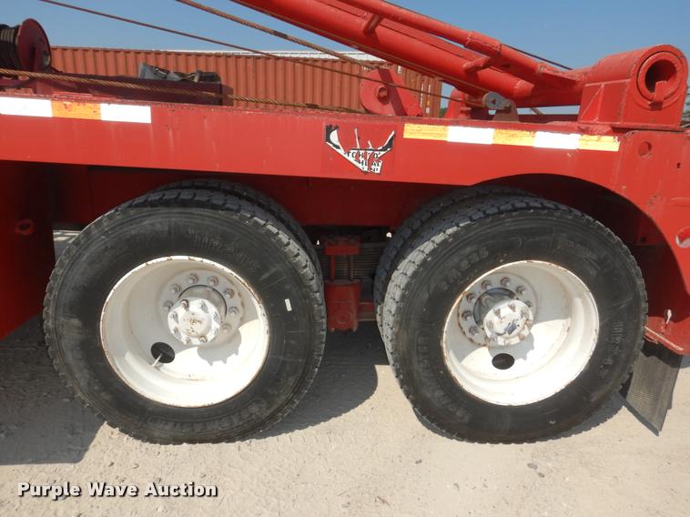 image for item DC5991 1990 Kenworth T450 winch truck