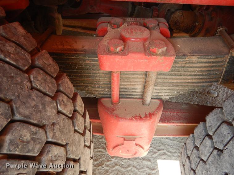 image for item DC5991 1990 Kenworth T450 winch truck