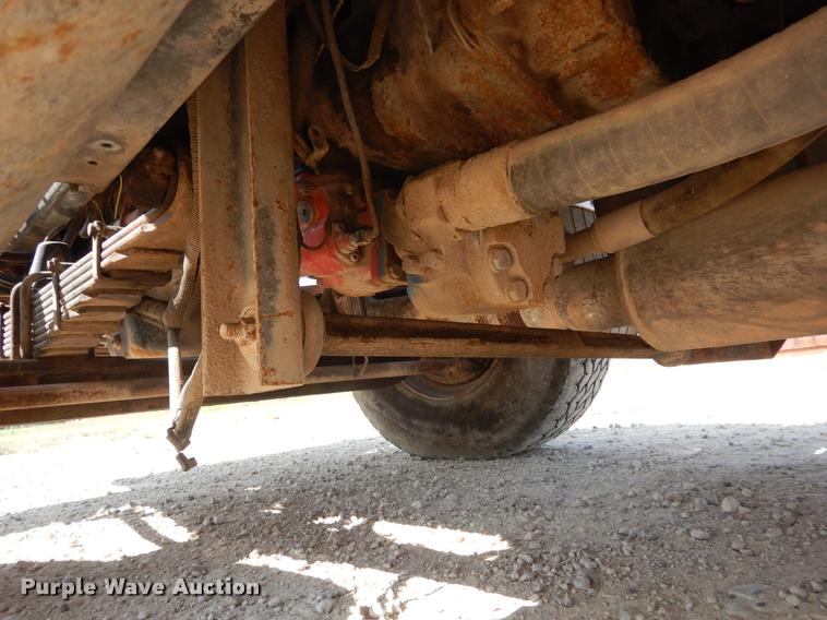 image for item DC5991 1990 Kenworth T450 winch truck