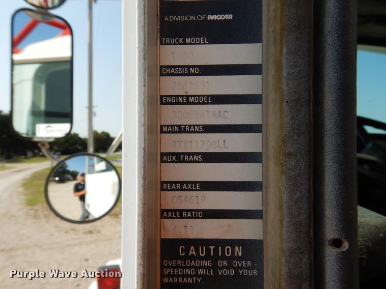 image for item DC5991 1990 Kenworth T450 winch truck