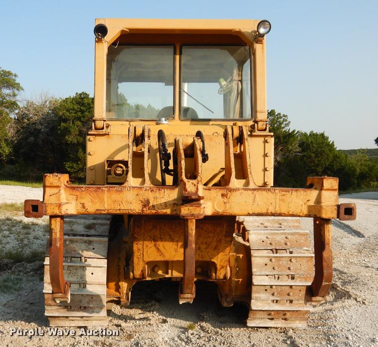 image for item DC5992 Komatsu D65E-6 dozer