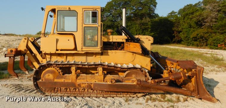 image for item DC5992 Komatsu D65E-6 dozer