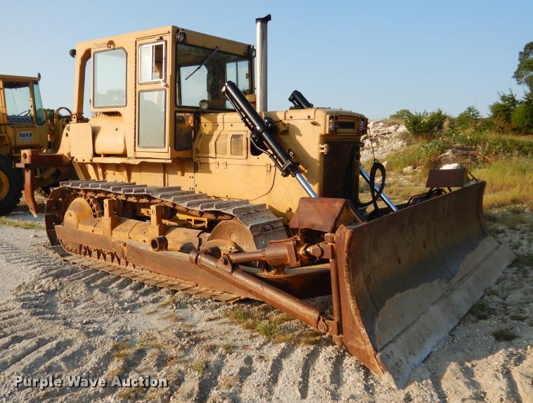 image for item DC5992 Komatsu D65E-6 dozer