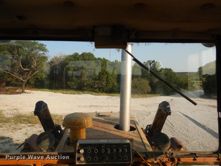 image for item DC5992 Komatsu D65E-6 dozer