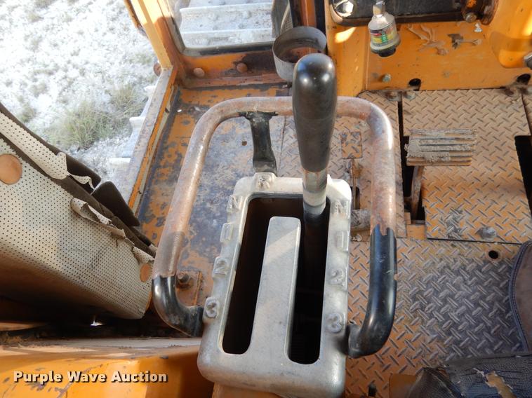 image for item DC5992 Komatsu D65E-6 dozer