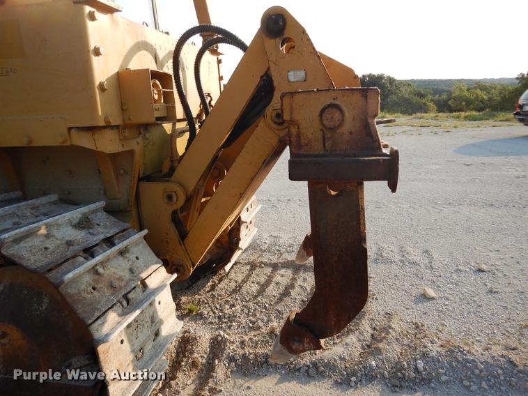 image for item DC5992 Komatsu D65E-6 dozer