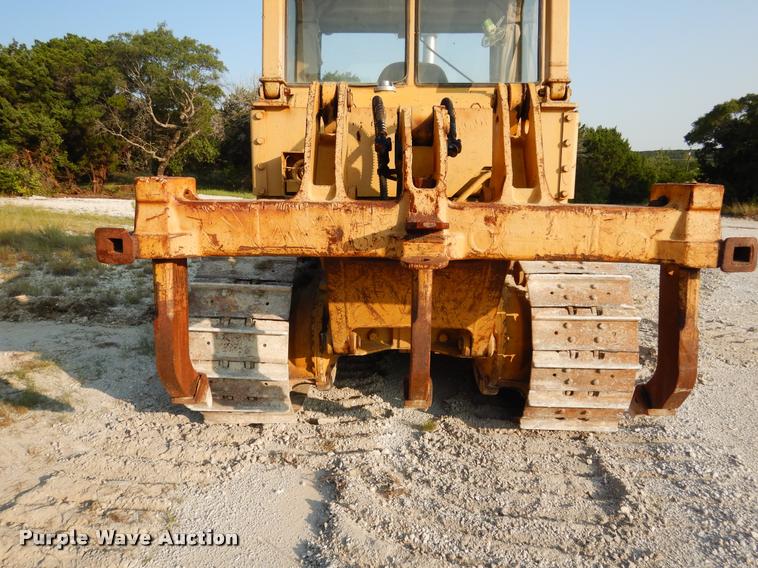 image for item DC5992 Komatsu D65E-6 dozer
