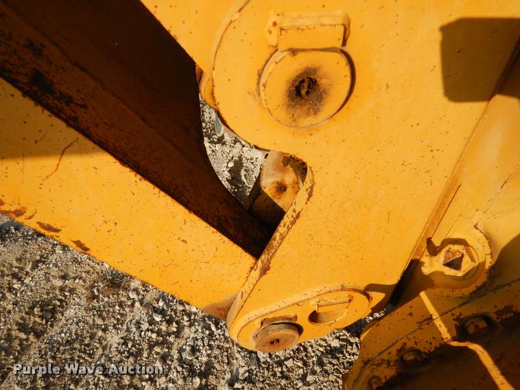 image for item DC5992 Komatsu D65E-6 dozer