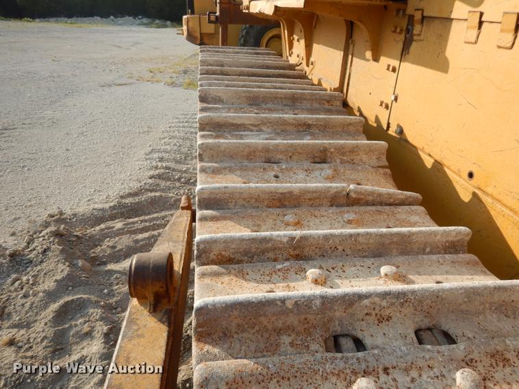 image for item DC5992 Komatsu D65E-6 dozer