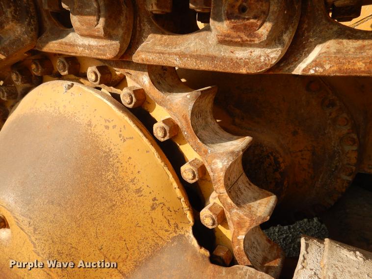 image for item DC5992 Komatsu D65E-6 dozer