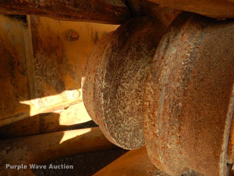 image for item DC5992 Komatsu D65E-6 dozer