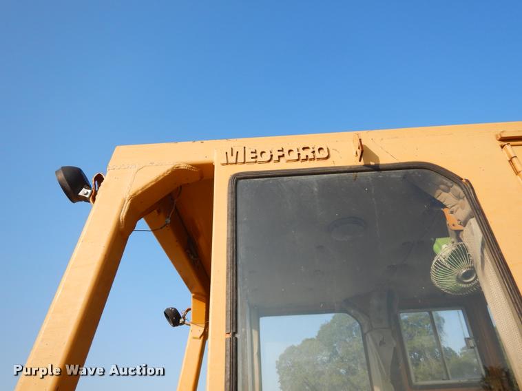 image for item DC5992 Komatsu D65E-6 dozer