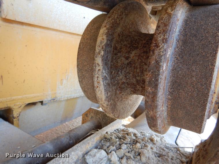 image for item DC5992 Komatsu D65E-6 dozer