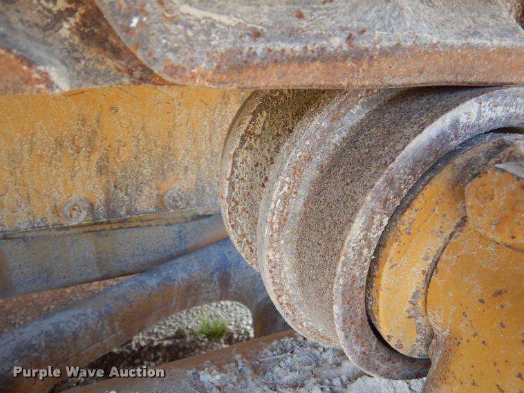 image for item DC5992 Komatsu D65E-6 dozer