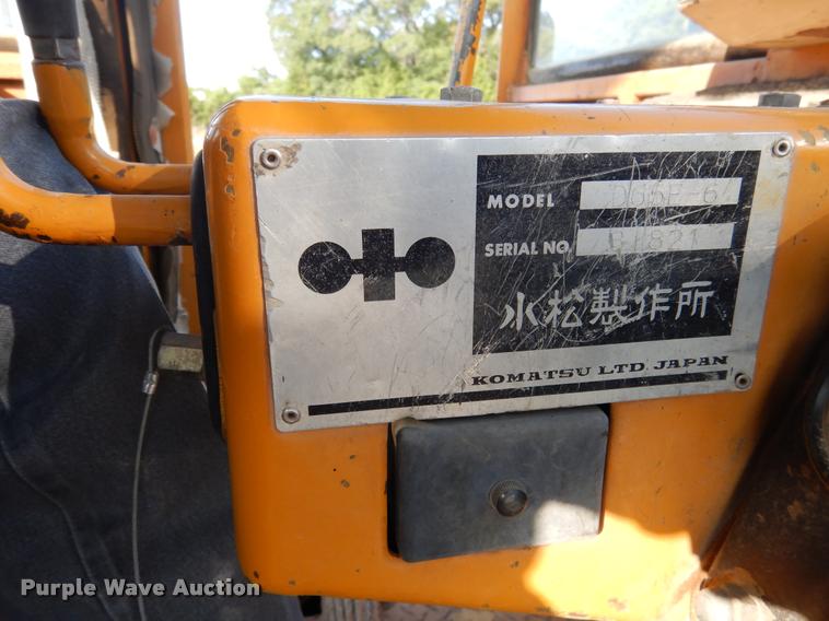 image for item DC5992 Komatsu D65E-6 dozer