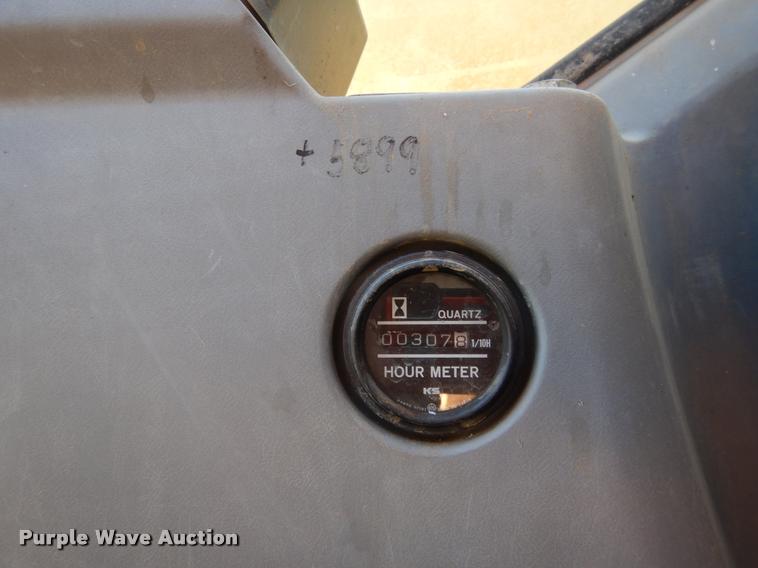 image for item DC5993 2002 Kobelco SK330LC-6E excavator