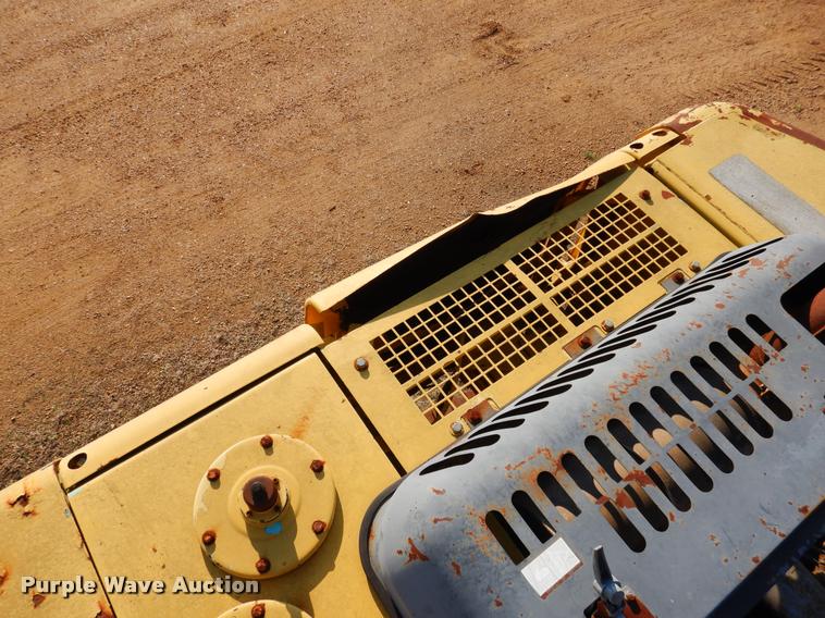 image for item DC5993 2002 Kobelco SK330LC-6E excavator