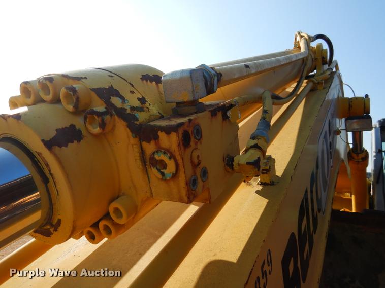 image for item DC5993 2002 Kobelco SK330LC-6E excavator