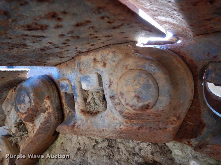 image for item DC5993 2002 Kobelco SK330LC-6E excavator