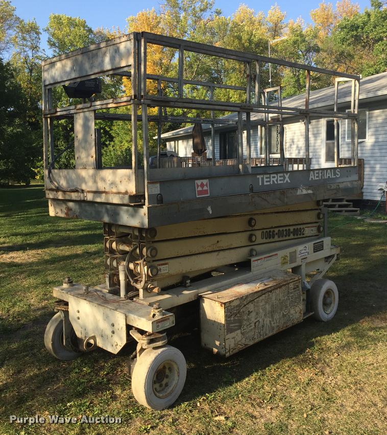 image for item DC6424 Terex TS30 scissor lift