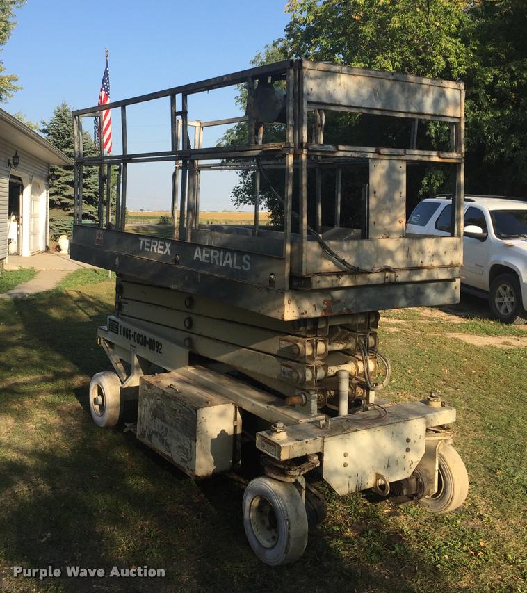 image for item DC6424 Terex TS30 scissor lift