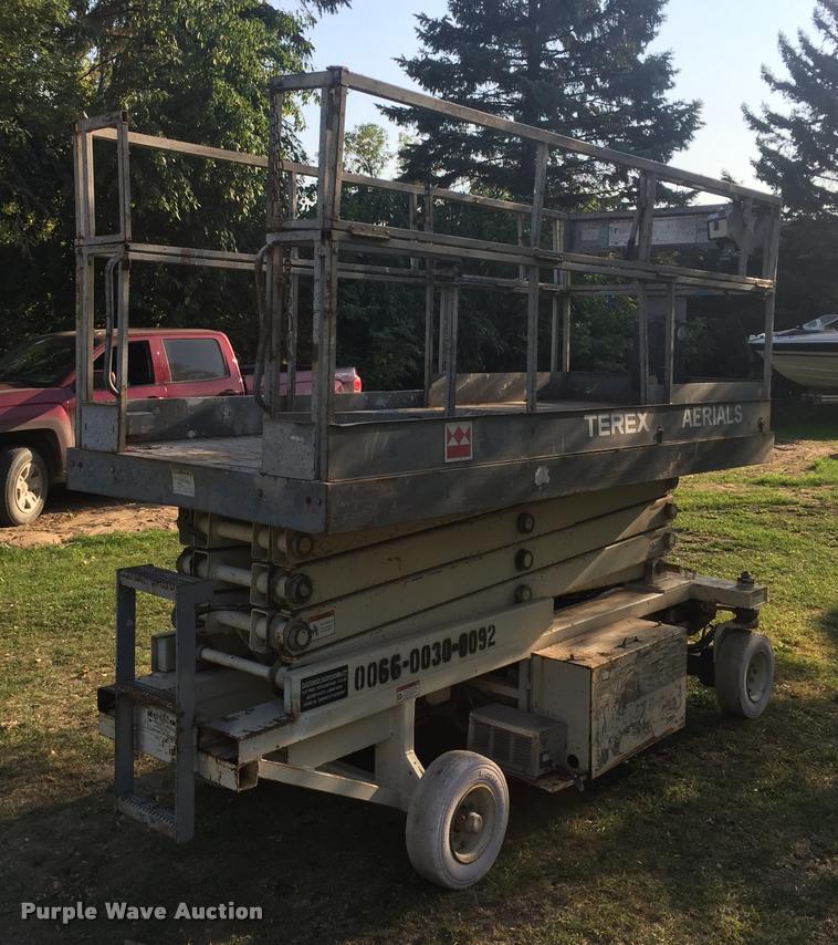 image for item DC6424 Terex TS30 scissor lift
