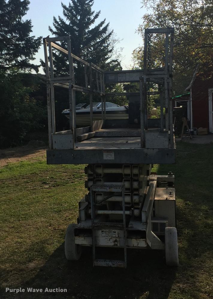 image for item DC6424 Terex TS30 scissor lift