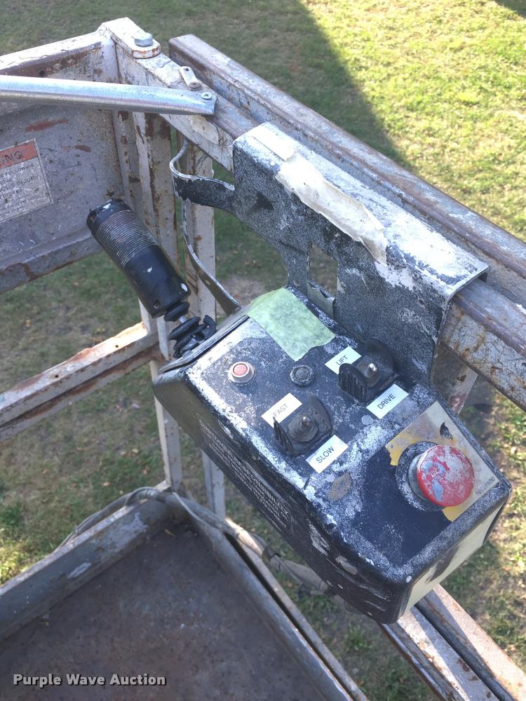 image for item DC6424 Terex TS30 scissor lift