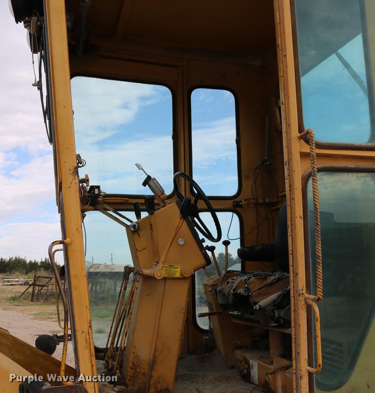 image for item DD0122 1979 Galion T-500M rigid frame motor grader