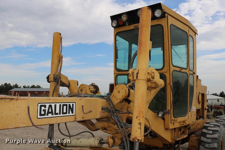 image for item DD0122 1979 Galion T-500M rigid frame motor grader