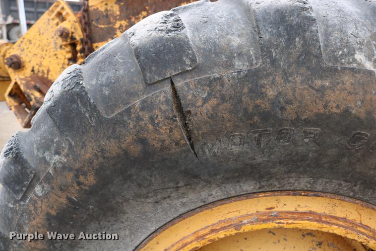 image for item DD0122 1979 Galion T-500M rigid frame motor grader