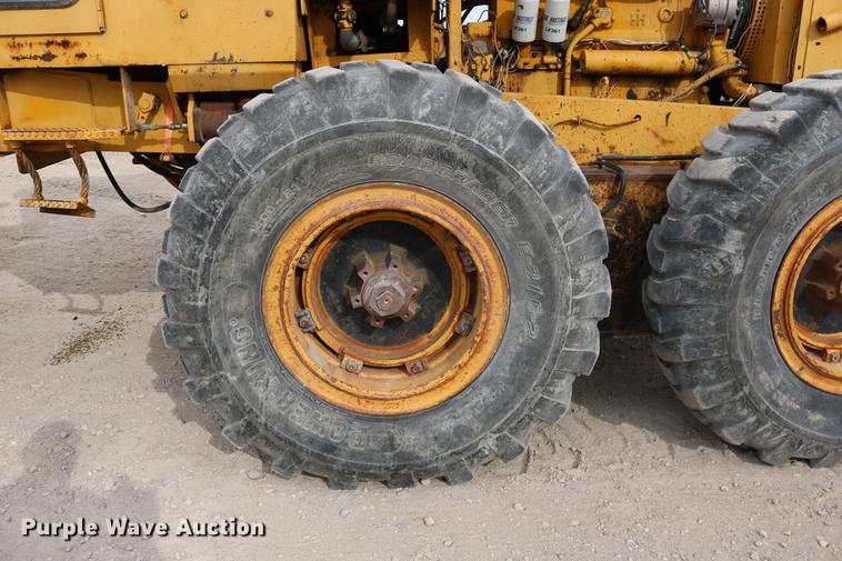 image for item DD0122 1979 Galion T-500M rigid frame motor grader