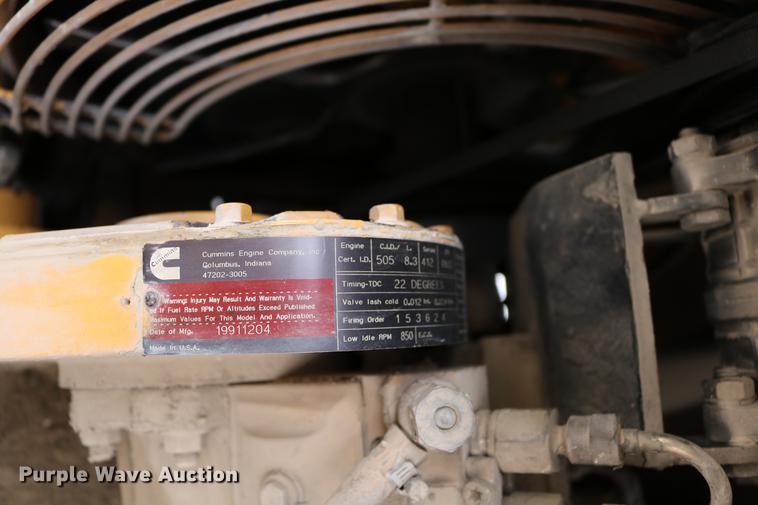 image for item DD0123 1992 Champion 720A motor grader