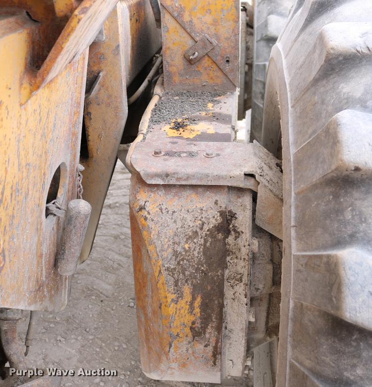 image for item DD0123 1992 Champion 720A motor grader