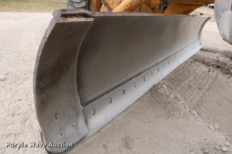 image for item DD0123 1992 Champion 720A motor grader