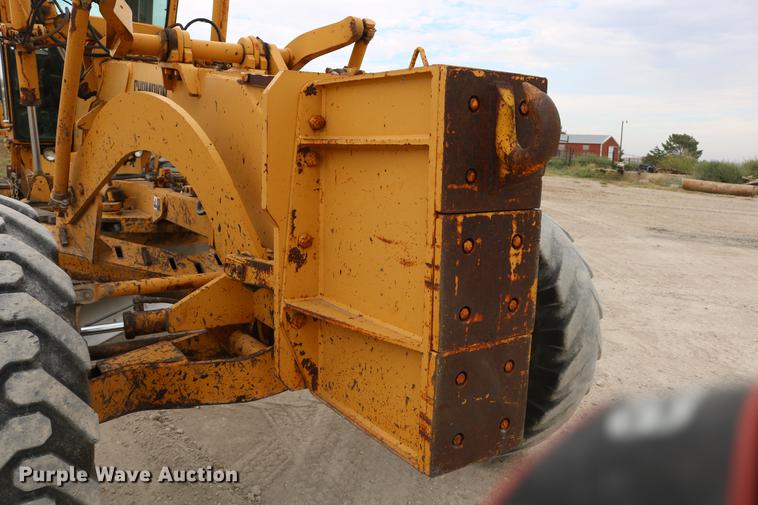 image for item DD0123 1992 Champion 720A motor grader