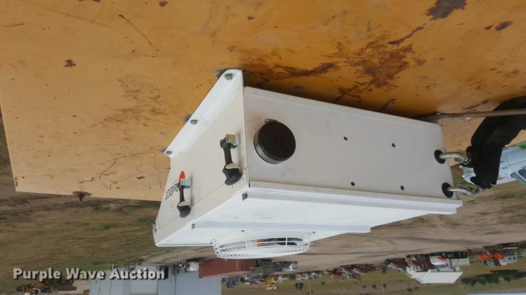 image for item DD0123 1992 Champion 720A motor grader