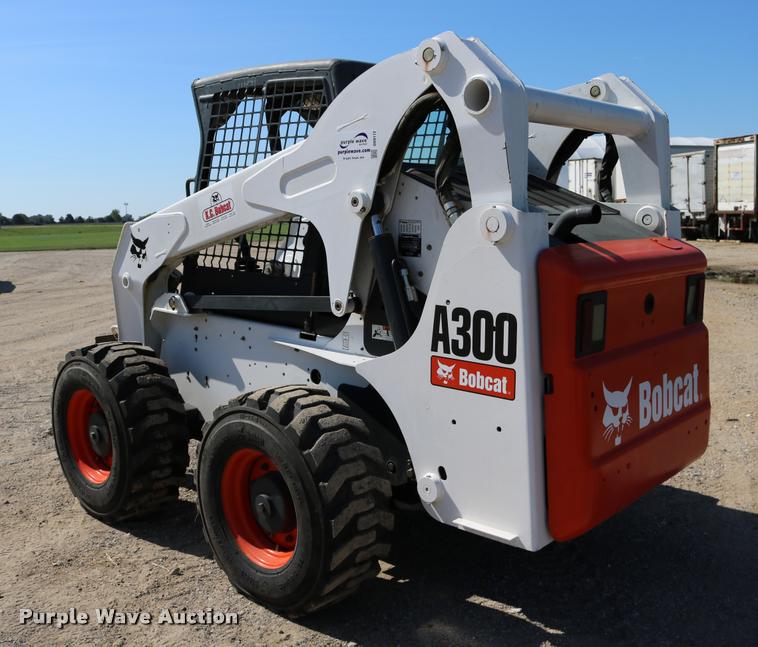image for item DD0172 2007 Bobcat A300 skid steer
