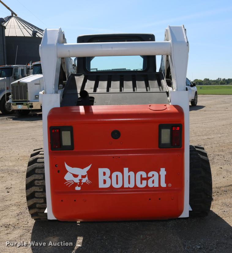 image for item DD0172 2007 Bobcat A300 skid steer