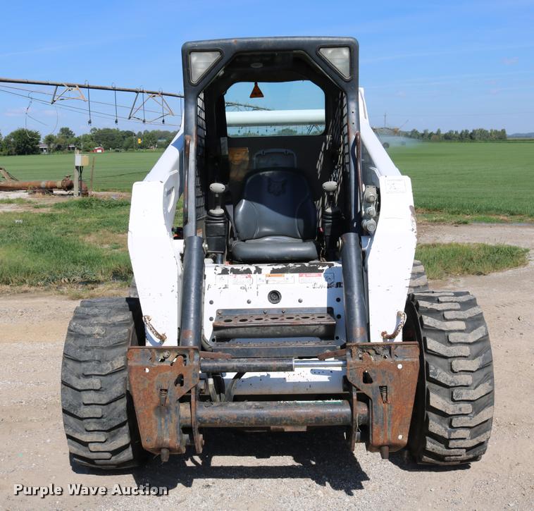 image for item DD0172 2007 Bobcat A300 skid steer